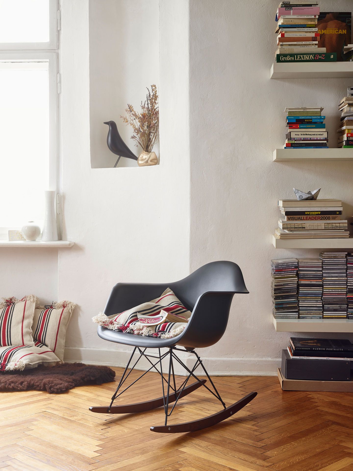 SILLON EAMES MECEDOR